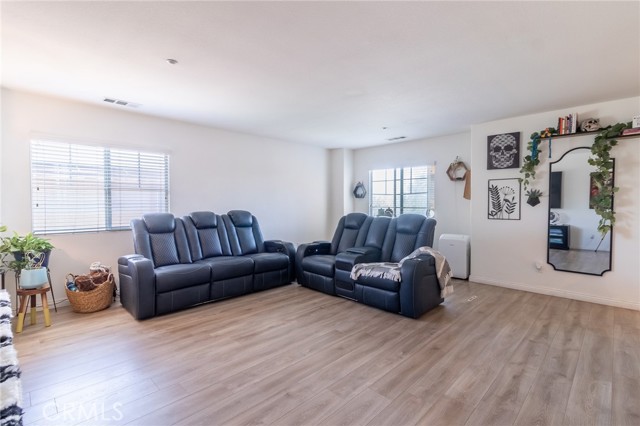 Detail Gallery Image 22 of 44 For 1837 River Bend Dr, Redlands,  CA 92374 - 4 Beds | 3 Baths