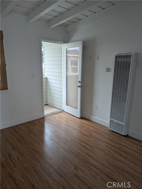 Detail Gallery Image 6 of 12 For 425 Orchid Ave #REAR,  Corona Del Mar,  CA 92625 - 1 Beds | 1 Baths