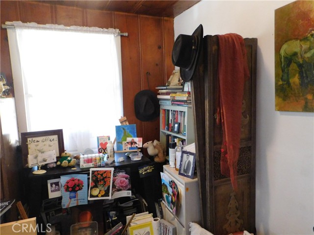 12861 Lakeview Drive, Clearlake Oaks CA: https://media.crmls.org/medias/9a4d9317-00f0-4061-89a5-5b062e39dbfb.jpg