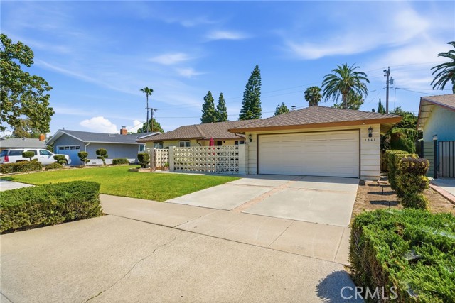 Detail Gallery Image 4 of 50 For 1841 N Lincoln, Orange,  CA 92865 - 5 Beds | 3 Baths