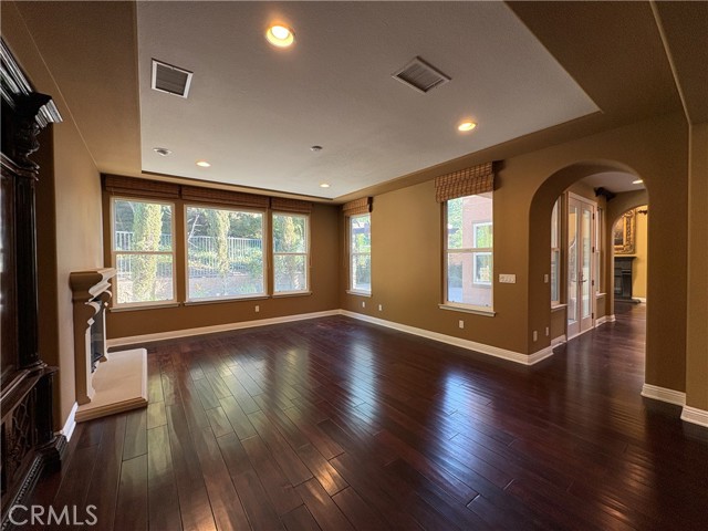 Detail Gallery Image 10 of 61 For 20209 Milano Ct, Yorba Linda,  CA 92886 - 5 Beds | 4/1 Baths