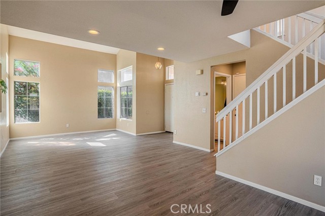 Detail Gallery Image 10 of 40 For 43430 via Barrozo, Temecula,  CA 92592 - 4 Beds | 2/1 Baths