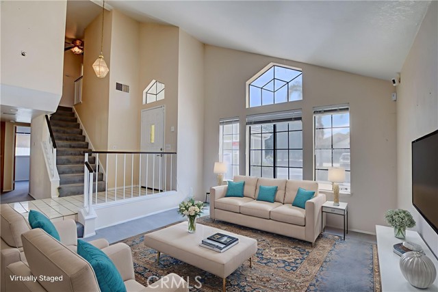 Image 7 of 52 For 681 Goldenrod Street
