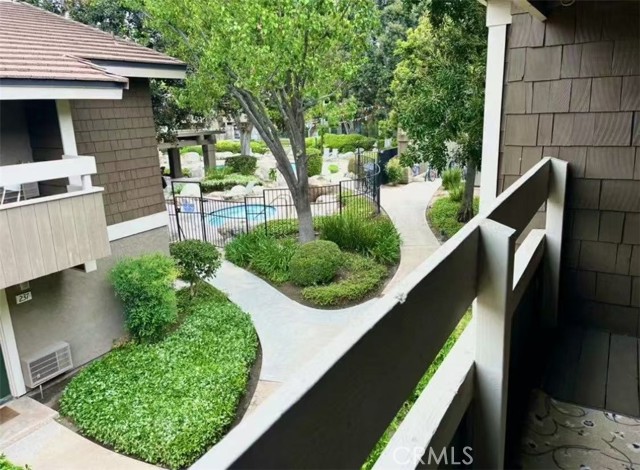 Detail Gallery Image 2 of 11 For 234 Springview, Irvine,  CA 92620 - 2 Beds | 1 Baths