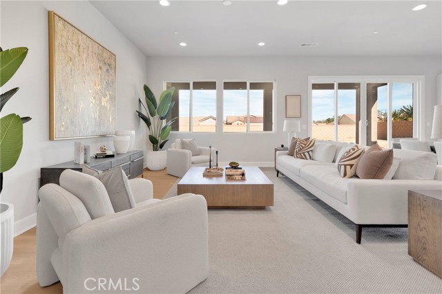 12958 Davona Dale Road Road, Apple Valley CA: https://media.crmls.org/medias/9a509061-419a-46c1-a895-20e75b2e2fd6.jpg