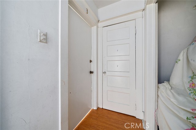 1412 S Victoria Avenue, Los Angeles CA: https://media.crmls.org/medias/9a509792-ac1d-49e7-b737-3f8dd91310e4.jpg
