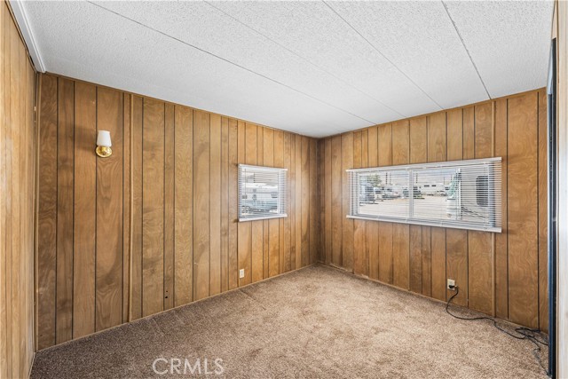 2121 Nadeau Street, Mojave CA: https://media.crmls.org/medias/9a514c7d-cd0c-4939-ba85-727953a8a41e.jpg