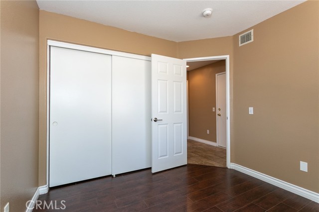 Detail Gallery Image 5 of 24 For 1750 Tallowberry Ln, Simi Valley,  CA 93065 - 3 Beds | 2/1 Baths