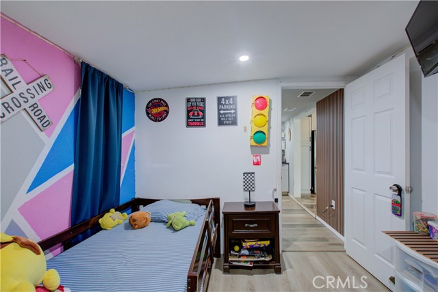 Image 21 of 34 For 7139 Center  