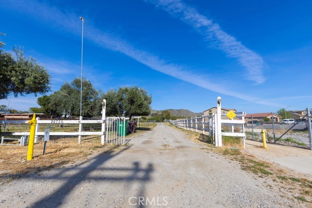 26730 Franklin Avenue, Hemet CA: https://media.crmls.org/medias/9a53234d-1d0d-497d-af74-46cb7f2fe175.jpg