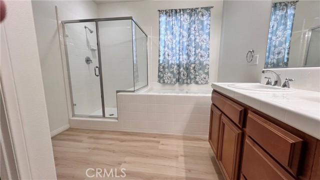 27162 Discovery Bay Drive, Menifee CA: https://media.crmls.org/medias/9a5341e6-f9b6-4ce9-9817-568a8783ff59.jpg