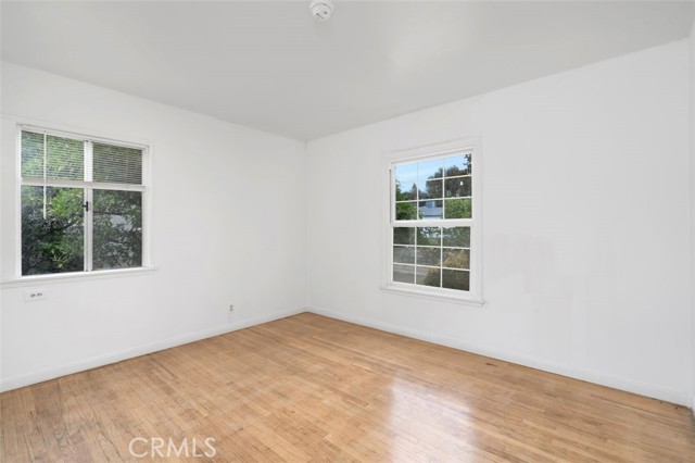 9933 Norwich Avenue, Mission Hills (San Fernando) CA: https://media.crmls.org/medias/9a544a94-beb6-420f-829a-5e7780151676.jpg