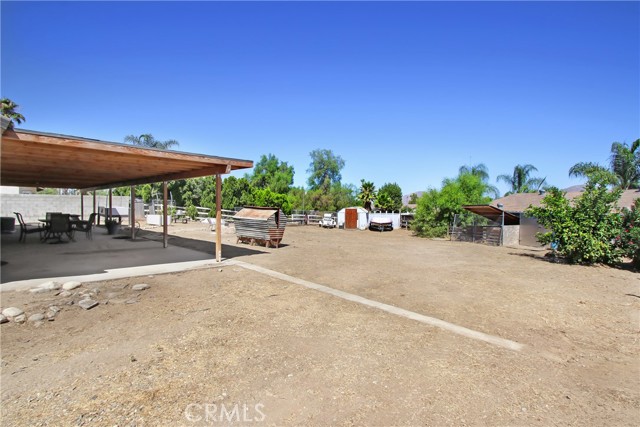 21703 Corso Alto Avenue, Nuevo CA: https://media.crmls.org/medias/9a5483be-43ea-4402-a53c-b6e477b57432.jpg