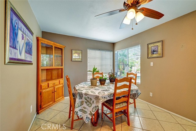 Detail Gallery Image 11 of 45 For 1551 Calathea Rd, Hemet,  CA 92545 - 3 Beds | 2/1 Baths