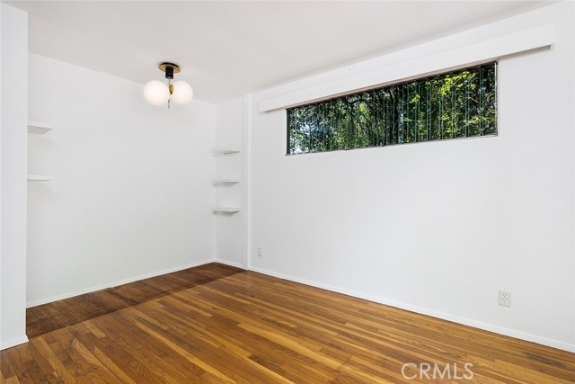Detail Gallery Image 14 of 20 For 1947 Holliston Ave, Altadena,  CA 91001 - 2 Beds | 1 Baths