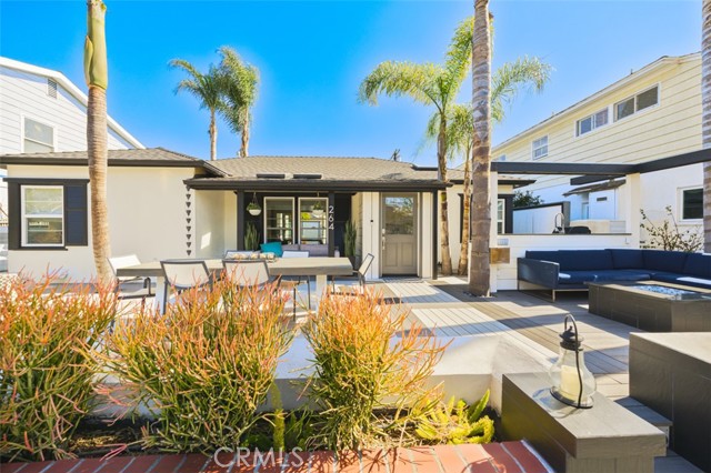 Detail Gallery Image 2 of 51 For 264 Ravenna, Long Beach,  CA 90803 - 2 Beds | 1 Baths