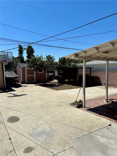 Detail Gallery Image 7 of 12 For 372 E Janice St, Long Beach,  CA 90805 - 3 Beds | 1 Baths