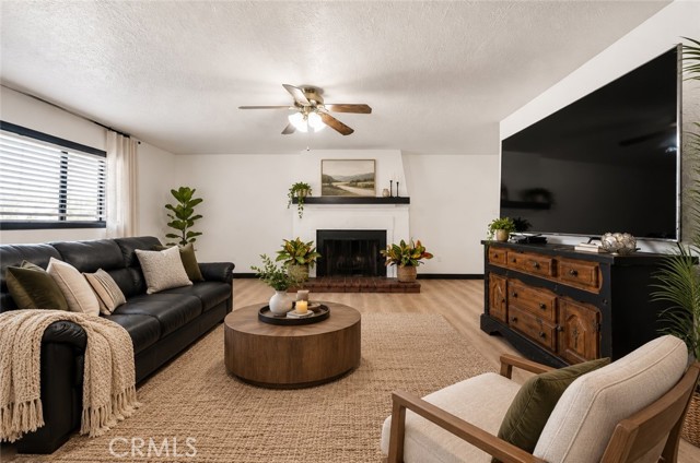 13532 Pierce St photo 5