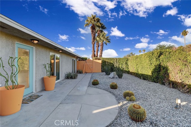 Detail Gallery Image 26 of 59 For 657 S Mountain View Dr, Palm Springs,  CA 92264 - 5 Beds | 5 Baths