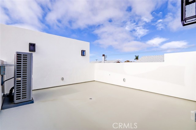 2621 Gates Avenue, Redondo Beach, California 90278, 4 Bedrooms Bedrooms, ,4 BathroomsBathrooms,Residential,Sold,Gates,PV23085389