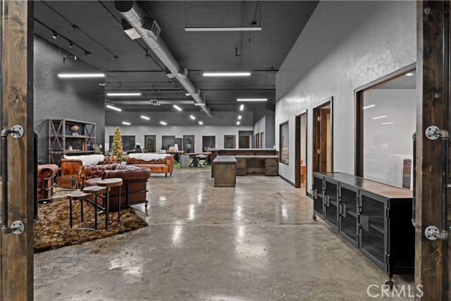 Image 4 of 26 For 510 Robertson