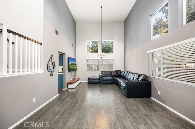 Detail Gallery Image 8 of 47 For 28346 Saddlecrest St, Menifee,  CA 92585 - 4 Beds | 2/1 Baths