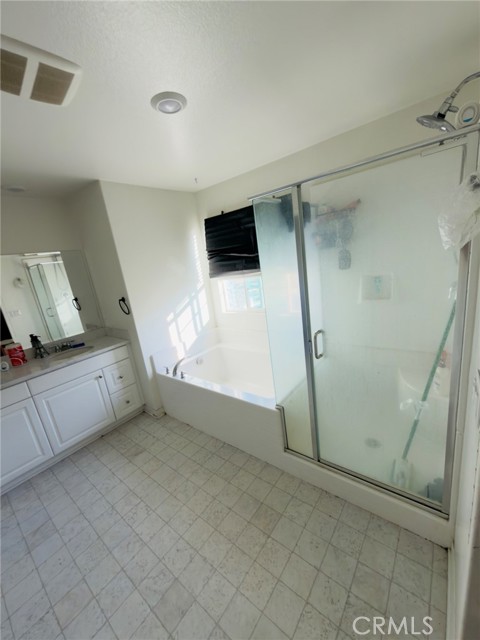 Detail Gallery Image 10 of 22 For 1646 Coral Bells, Upland,  CA 91784 - 4 Beds | 3 Baths