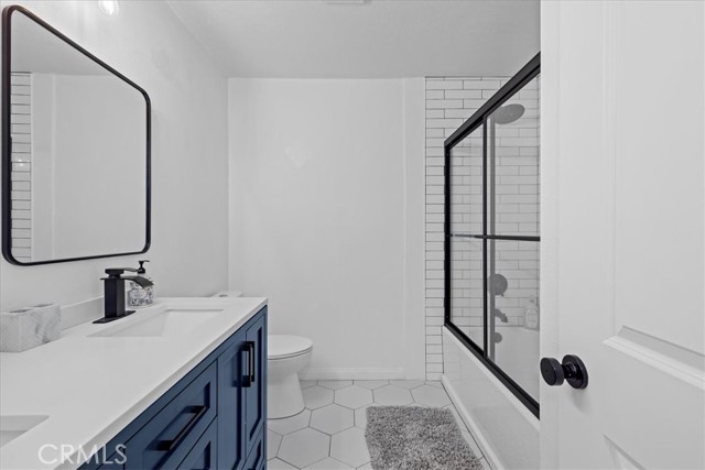 1001 W Macarthur Boulevard, Santa Ana CA: https://media.crmls.org/medias/9a5a7d4b-e8ae-4ef6-a866-a02f61f5a368.jpg