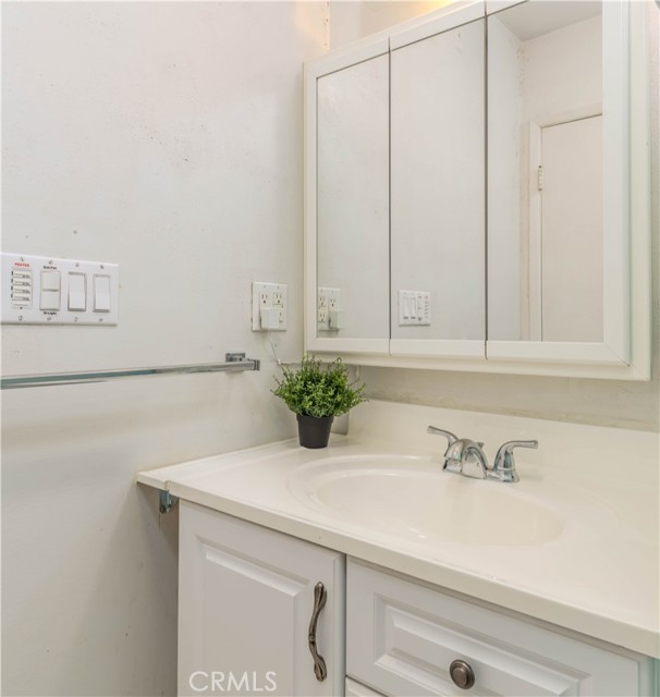 Detail Gallery Image 27 of 48 For 489 Campo St, Monterey Park,  CA 91754 - 4 Beds | 1/2 Baths