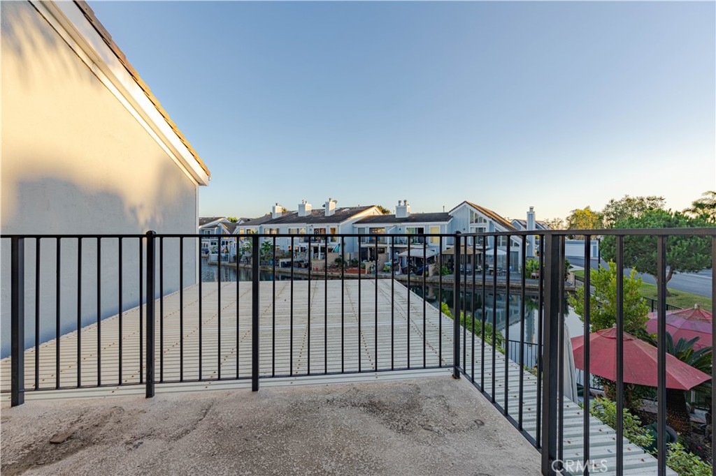 MLS #OC25254290 image #19