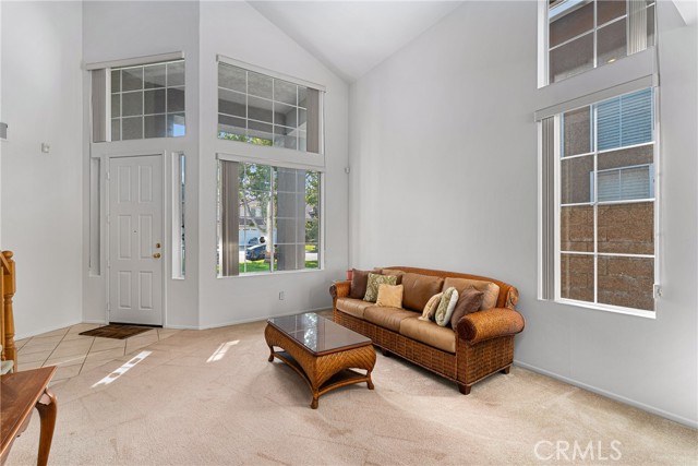 17289 Eastview Drive, Chino Hills CA: https://media.crmls.org/medias/9a5d1142-8a86-4bd1-bcff-29c2c029ea63.jpg