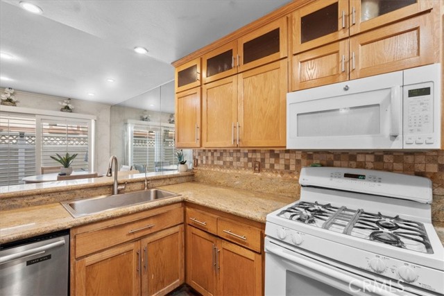 Detail Gallery Image 13 of 34 For 8939 Gallatin #47,  Pico Rivera,  CA 90660 - 3 Beds | 3 Baths