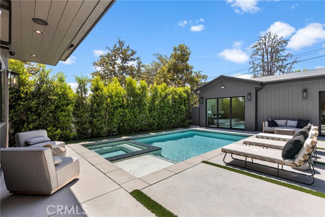 Detail Gallery Image 36 of 44 For 13602 Morrison St, Sherman Oaks,  CA 91423 - 6 Beds | 6/1 Baths