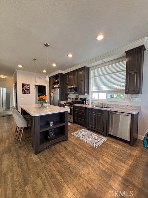 Detail Gallery Image 9 of 19 For 1635 W Covina #53,  San Dimas,  CA 91773 - 3 Beds | 2 Baths