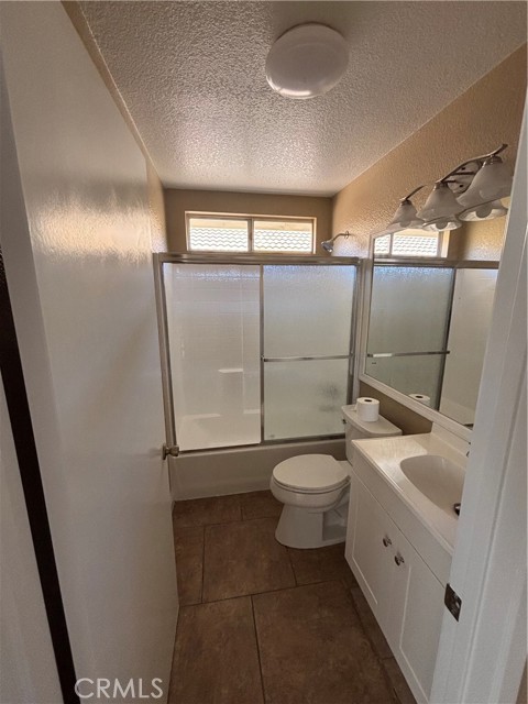 43545 Corte Logrono, Temecula CA: https://media.crmls.org/medias/9a5e1e3b-8ca9-443a-80c2-cc3dd9dfad3e.jpg