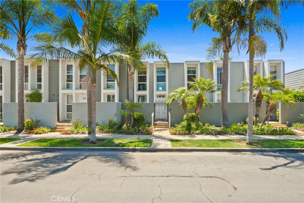 4062 Aladdin Drive
