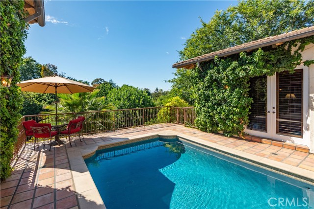 Detail Gallery Image 21 of 22 For 3589 Lariat Ln, Rolling Hills Estates,  CA 90274 - 5 Beds | 5/1 Baths