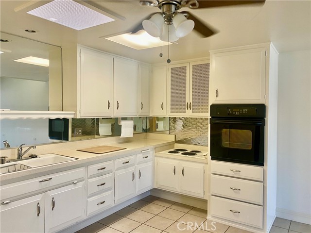 Detail Gallery Image 8 of 26 For 13741 Annadale Dr., M1-18k, Seal Beach,  CA 90740 - 1 Beds | 1 Baths