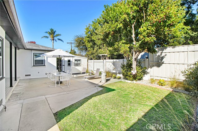 Detail Gallery Image 14 of 15 For 7425 W 88th Pl, Los Angeles,  CA 90045 - 3 Beds | 3 Baths