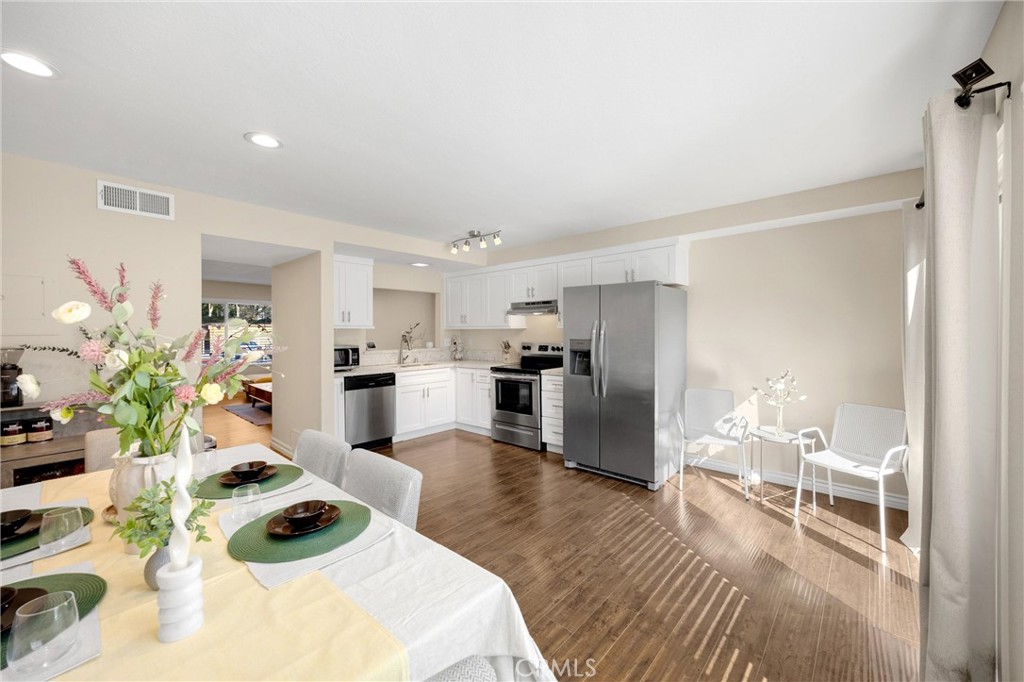 9a606ed0 De45 4060 9d58 B783a5ca8fe2