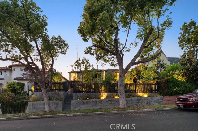 Detail Gallery Image 59 of 65 For 1079 San Jose Ave, Burbank,  CA 91501 - 4 Beds | 3/1 Baths