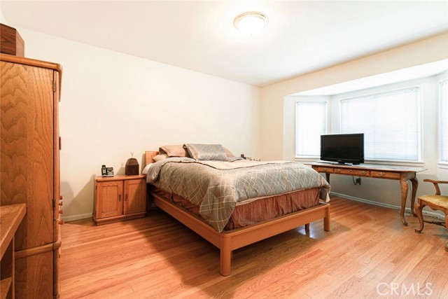 Detail Gallery Image 21 of 45 For 14719 Wyandotte St, Van Nuys,  CA 91405 - 2 Beds | 1/1 Baths