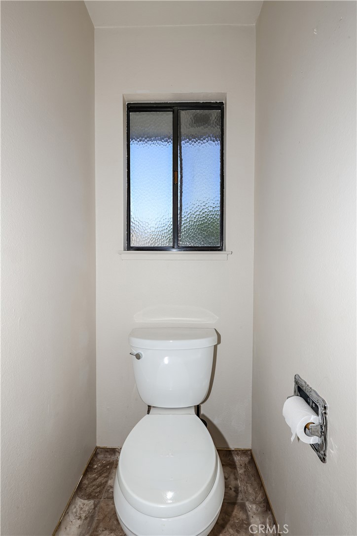 https://media.crmls.org/medias/9a61b7d5-4caf-48f2-bf7f-d38263c81d50.jpg?preset=X-Large