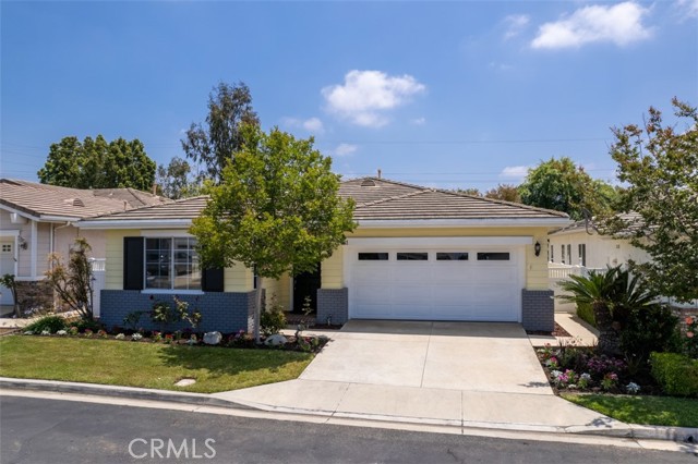 31 Carriage Ln, North Tustin, CA 92705