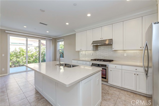 Detail Gallery Image 6 of 49 For 63 Waterleaf, Irvine,  CA 92620 - 3 Beds | 2/1 Baths