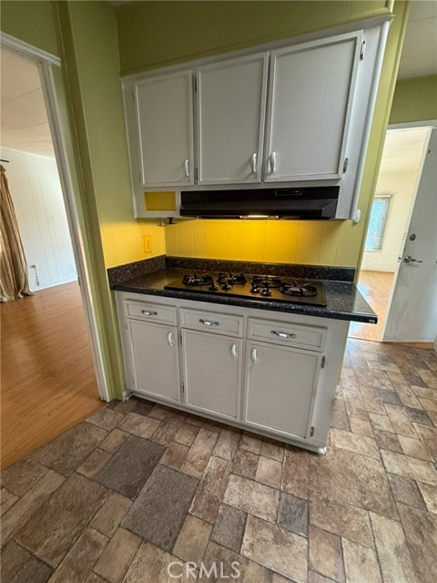 Detail Gallery Image 8 of 22 For 46 Malaga St, Tustin,  CA 92780 - 3 Beds | 2 Baths