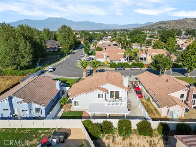 1209 Moonstone Street, Hemet CA: https://media.crmls.org/medias/9a62d4fa-caa4-4c31-aaf9-5b137cf38aed.jpg