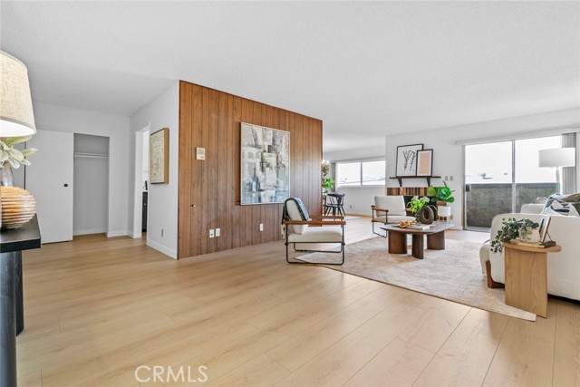 Detail Gallery Image 2 of 52 For 320 E Stocker St #208,  Glendale,  CA 91207 - 1 Beds | 1 Baths