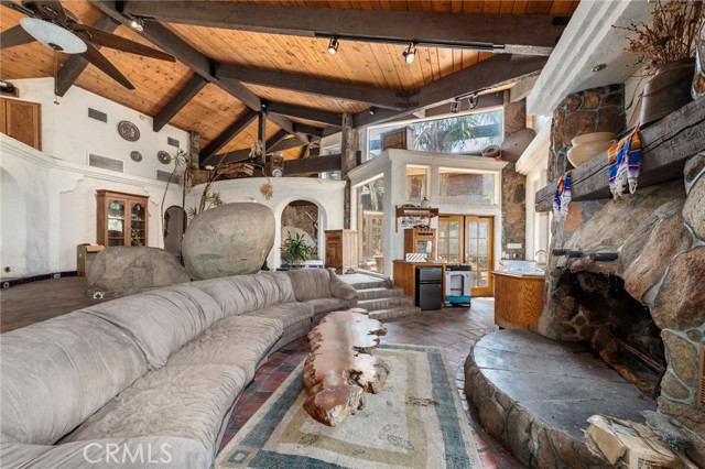 Detail Gallery Image 6 of 61 For 23676 Old Manzanita Rd, Valley Center,  CA 92082 - 3 Beds | 3/1 Baths
