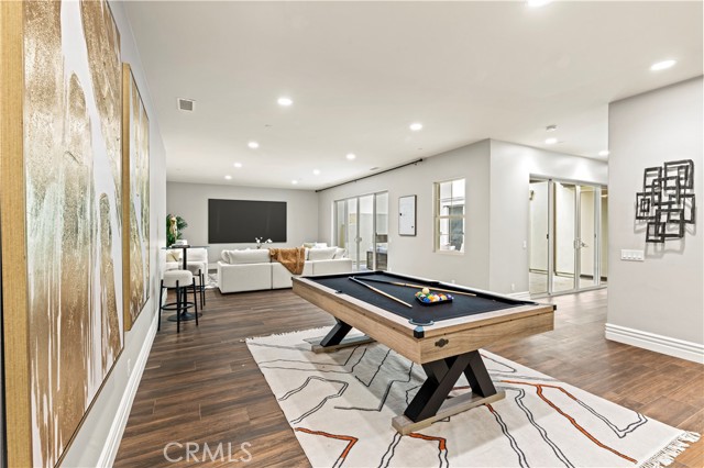 51 Dunmore, Irvine CA: https://media.crmls.org/medias/9a64c64e-8f6f-4238-9d6c-589ebd2a9897.jpg